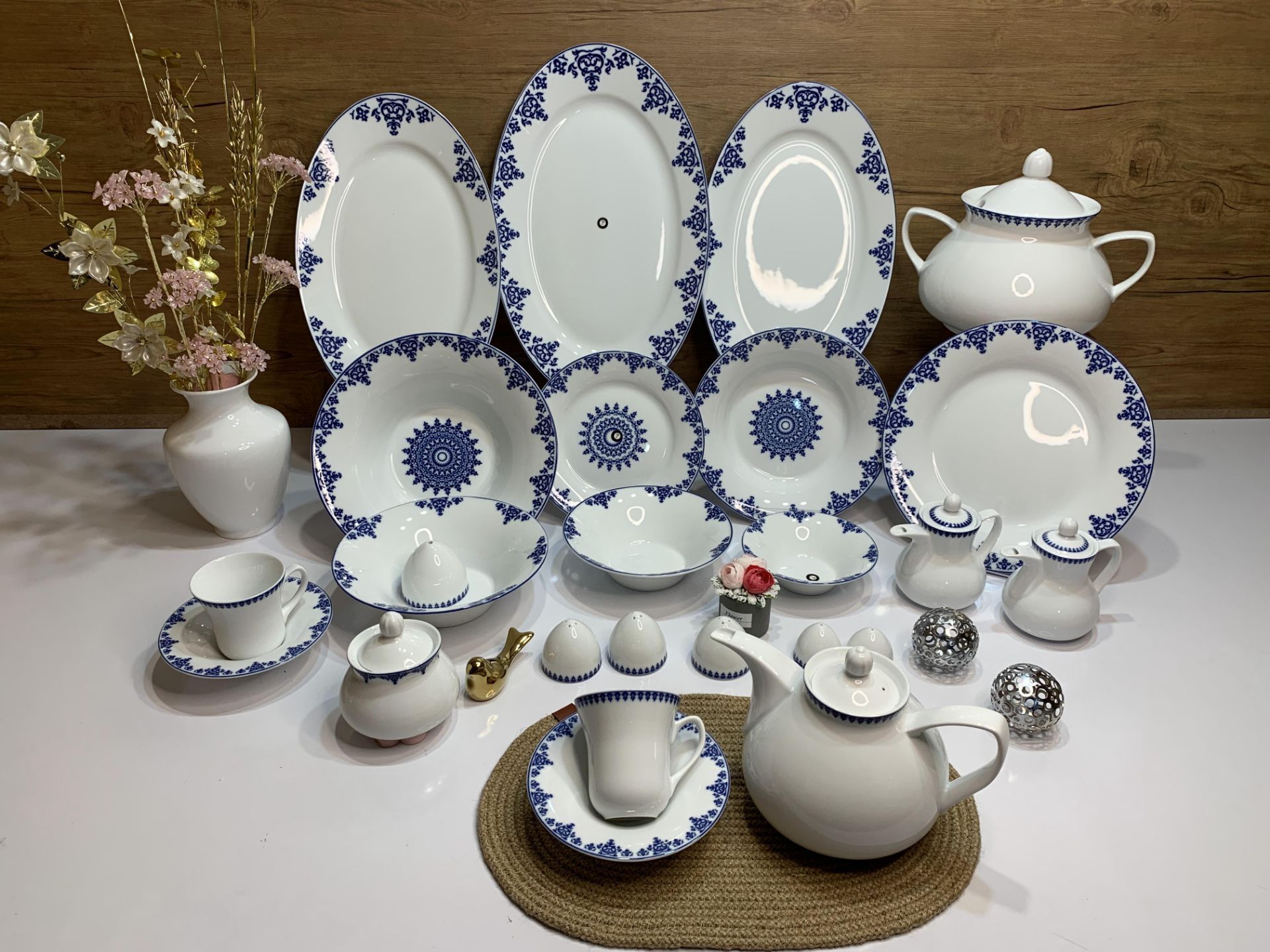 سرویس غذاخوری ۱۰۸ پارچه چینی زرین ایران مدل Samarkand درجه عالی ۱۲ نفره